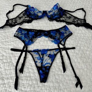 Honey Birdette - WHITNEY black and blue lace Lingerie Set